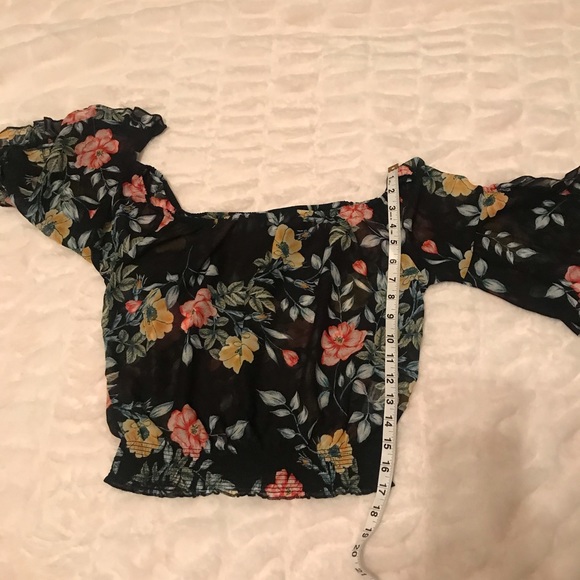 3/$25!!  Love Tree Floral off Shoulder Elastic Waist Crop Top - Picture 4 of 8